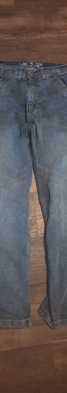 Men's Classic Straight-Leg Blue Jeans